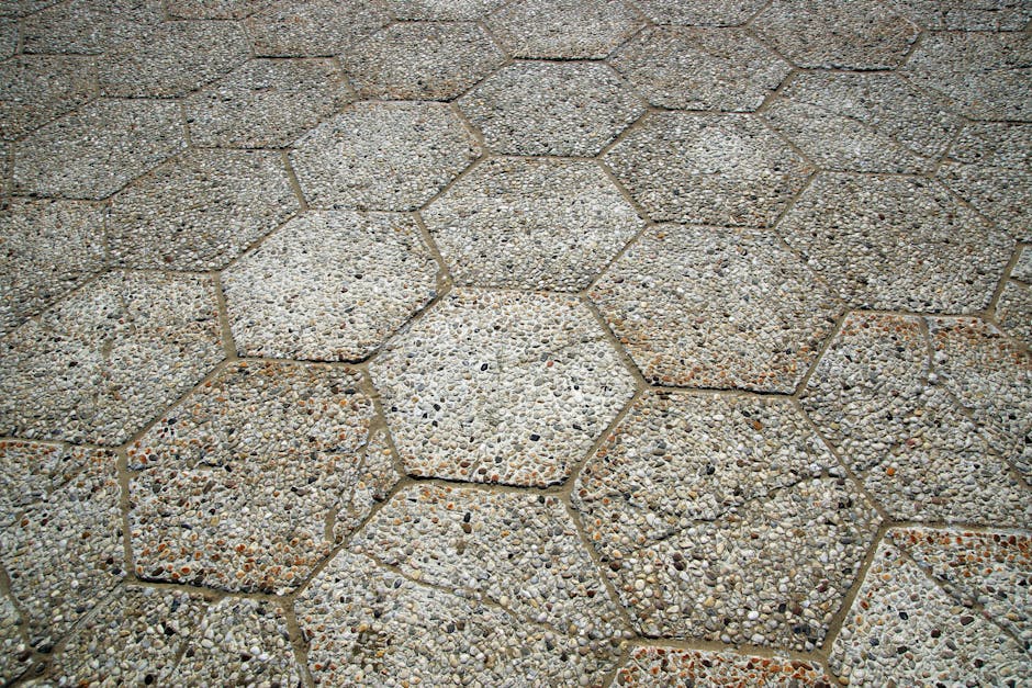 Umberto Boccioni’s “The Street Pavers”: A Dynamic Tribute to the Power of the Modern Worker